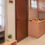 아파트 Chrissomallis