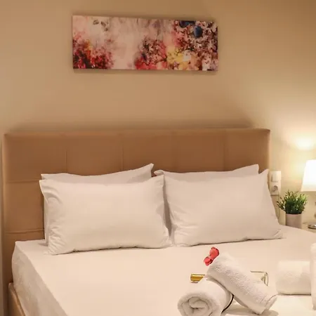 Chrissomallis Kalivia (Skiathos)