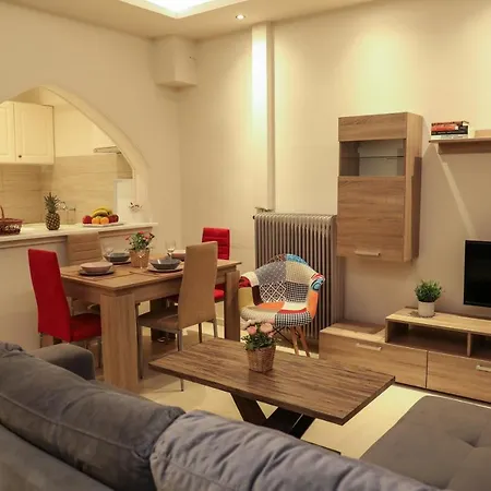 Chrissomallis Apartamento *
