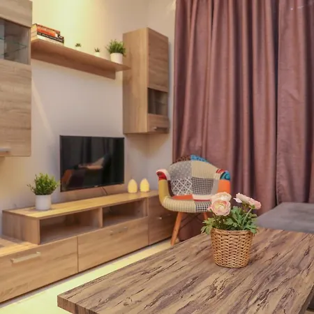 Apartamento Chrissomallis