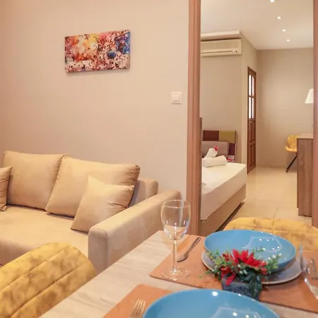 公寓 Chrissomallis *